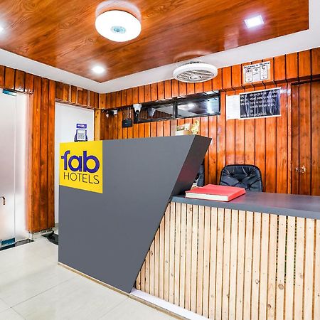 Fabhotel Vrundavan, Athwa Bhatha Exteriör bild